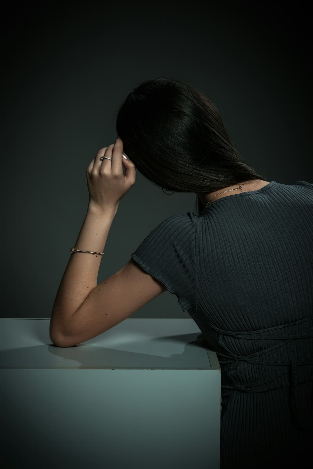 《六姊妹》热播时代剧为何招引观众？60时代生长故事解析
